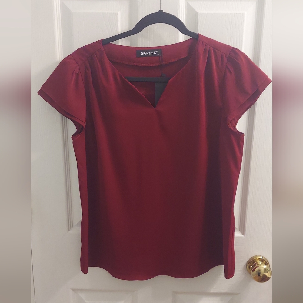 Womens Oxblood Flutter Sleeve Blouse Sz. M NWT